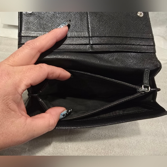 Prada nylon wallet - Picture 7 of 8